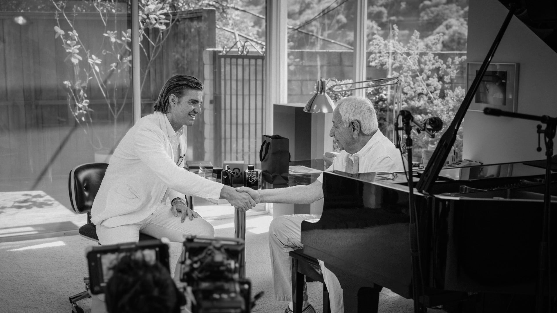 Jeremy Fragrance meets with William Goldstein to create for the first time in world history the Sound of Fragrance. They collaborate to create two musical portraits of Office and SBOY For Him perfumes.